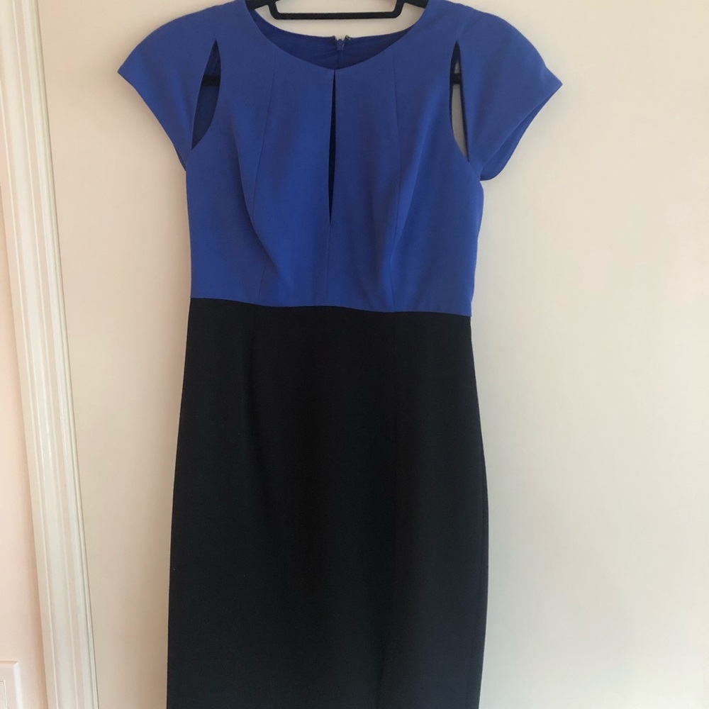 Black Halo ‘Eddie’ Cutout Sheath Dress